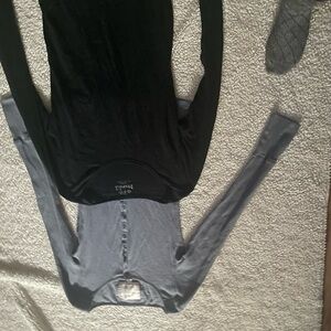 American Eagle Outfitters Black and Gray Long Sleeve Top Duo